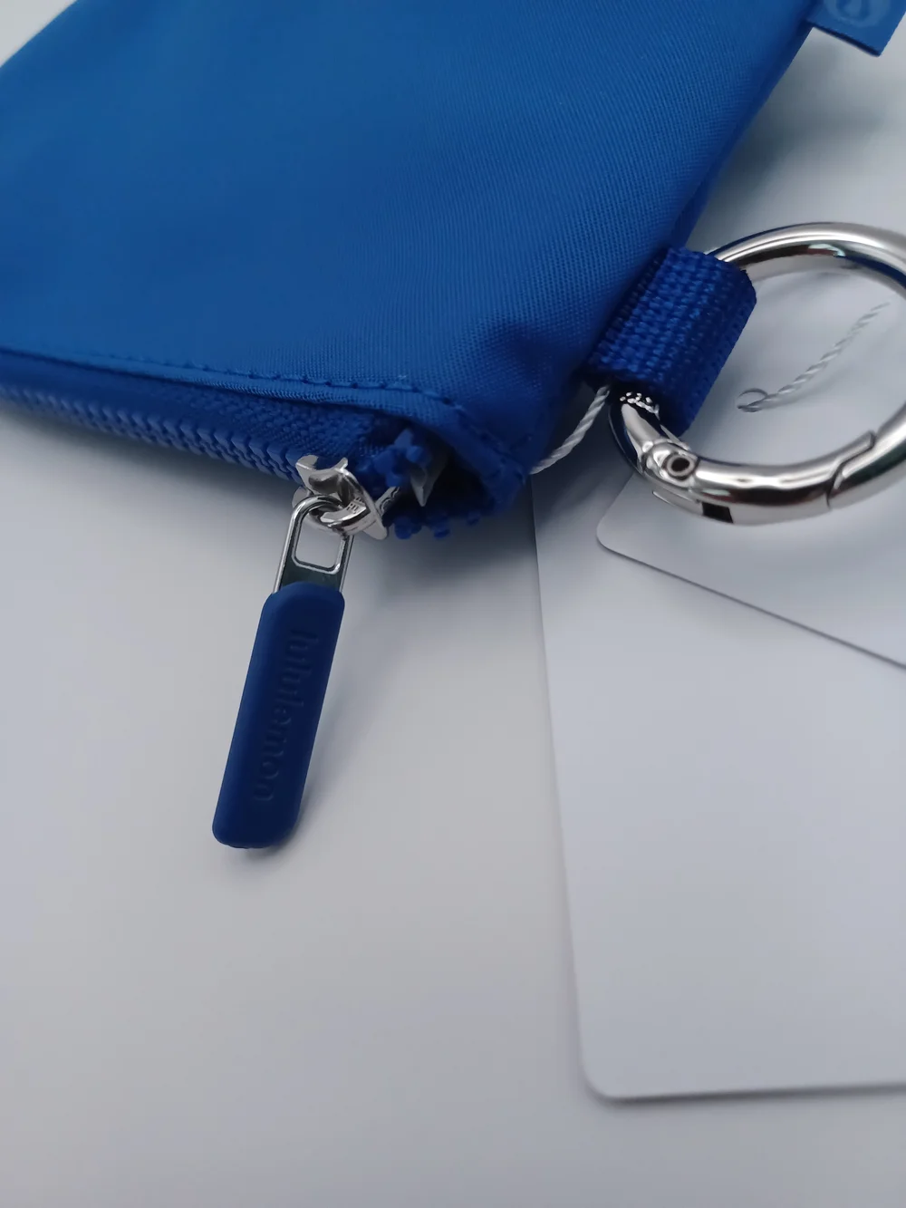Lululemon Clippable Card Pouch in BEBA/PSTE/SLVR